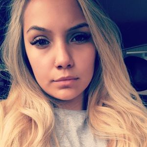 Meet your Posher, Eliza